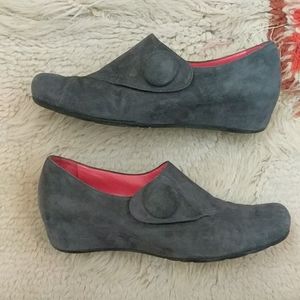 Vintage Pos Ole Rouge Gray Suede Shoes Size 37